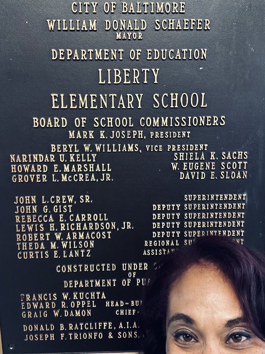ImpactGreater's tweet photo. Way back when, I was a little girl at Liberty ES with big dreams. Today I was asked by @Principal_FREE to give the 5th grade graduation speech. I even got to sit in the principalโs office & read like I used to do with Principal Anna Smith in 1st grade. What an honor! #Classof1981 https://t.co/b56zW8aozI