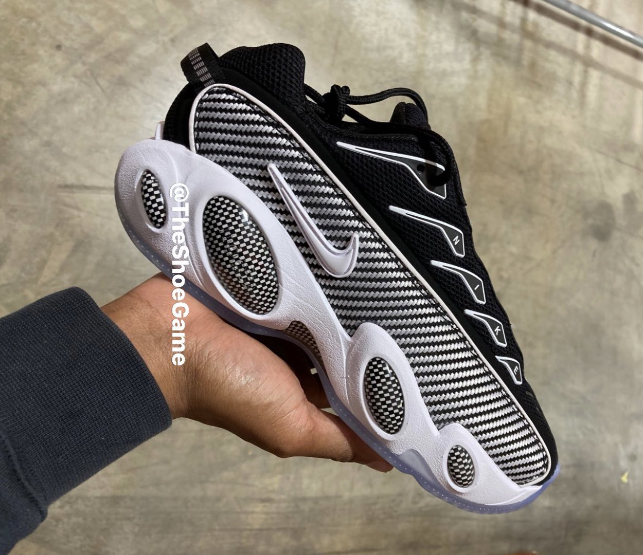 SoleSavy on X Drake s new Nocta sneaker takes inspiration from Jason Kidd s Zoom Flight 95. Release info https t fpZiDTe97F https t l8WOnQAnE7 X