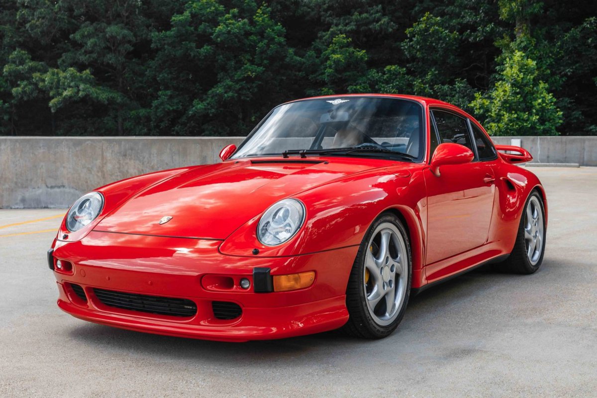 Now live at BaT Auctions: 32k-Mile 1997 Porsche 911 Turbo S. bringatrailer.com/listing/1997-p…