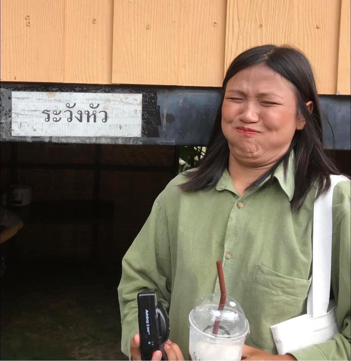 หมาดำตัวนี้ยังหวังดีกับเธอเสมอ (@tonnyhahaha) on Twitter photo 