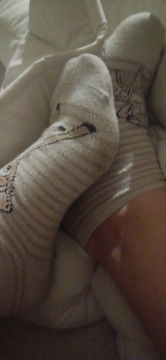 Fenna_Heuvel's tweet photo. Pay me i want new clothes
#findom #findomgoddness #feet #prettyfeet #nails #shoppingstar #PRINCESS #badgirl #sugarbaby #SugarDaddys #sugarmommy #gtnm https://t.co/x5ok38Pwvl