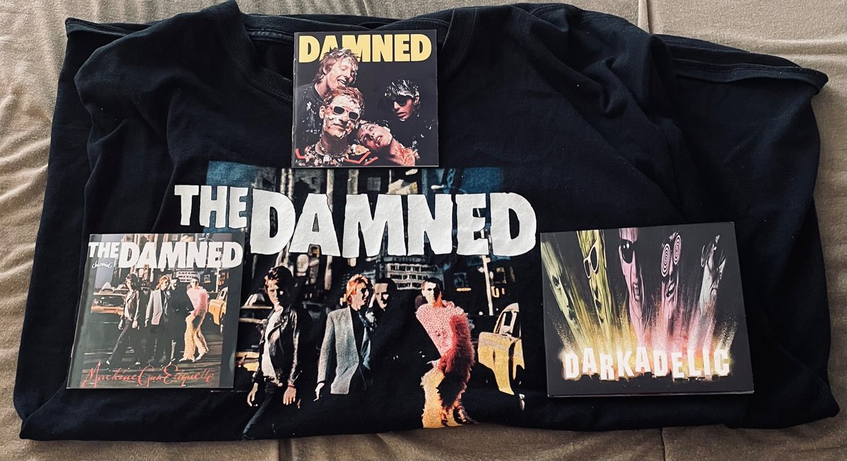 Picked up #TheDamned’s latest album “Darkadelic”. By far one of my favorites of 2023 🖤 
@CaptainSensible #DaveVanian @Rat_Scabies #AlgyWard @paulgraybass @PunkRockStory #punk #gothrock @ColdwaveC
