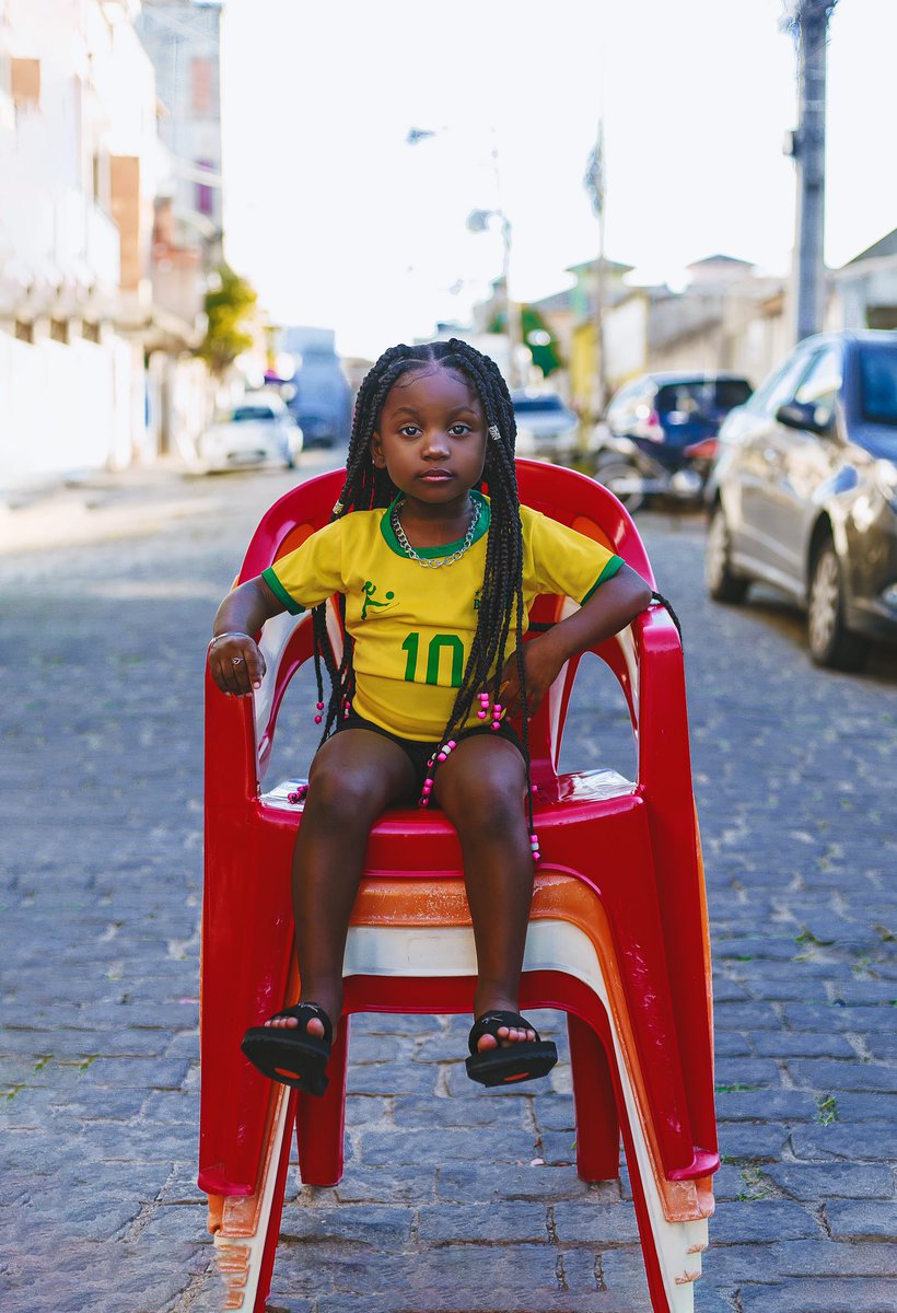 Rwalkers's tweet photo. E essa mini querida carioca que eu fotografei gente 🤏🏾 https://t.co/qT2wo1cNJJ