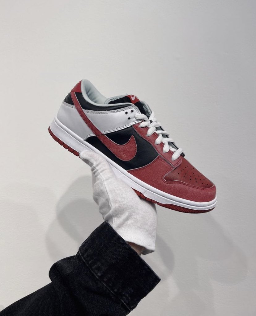 jason voorhees nike sb low