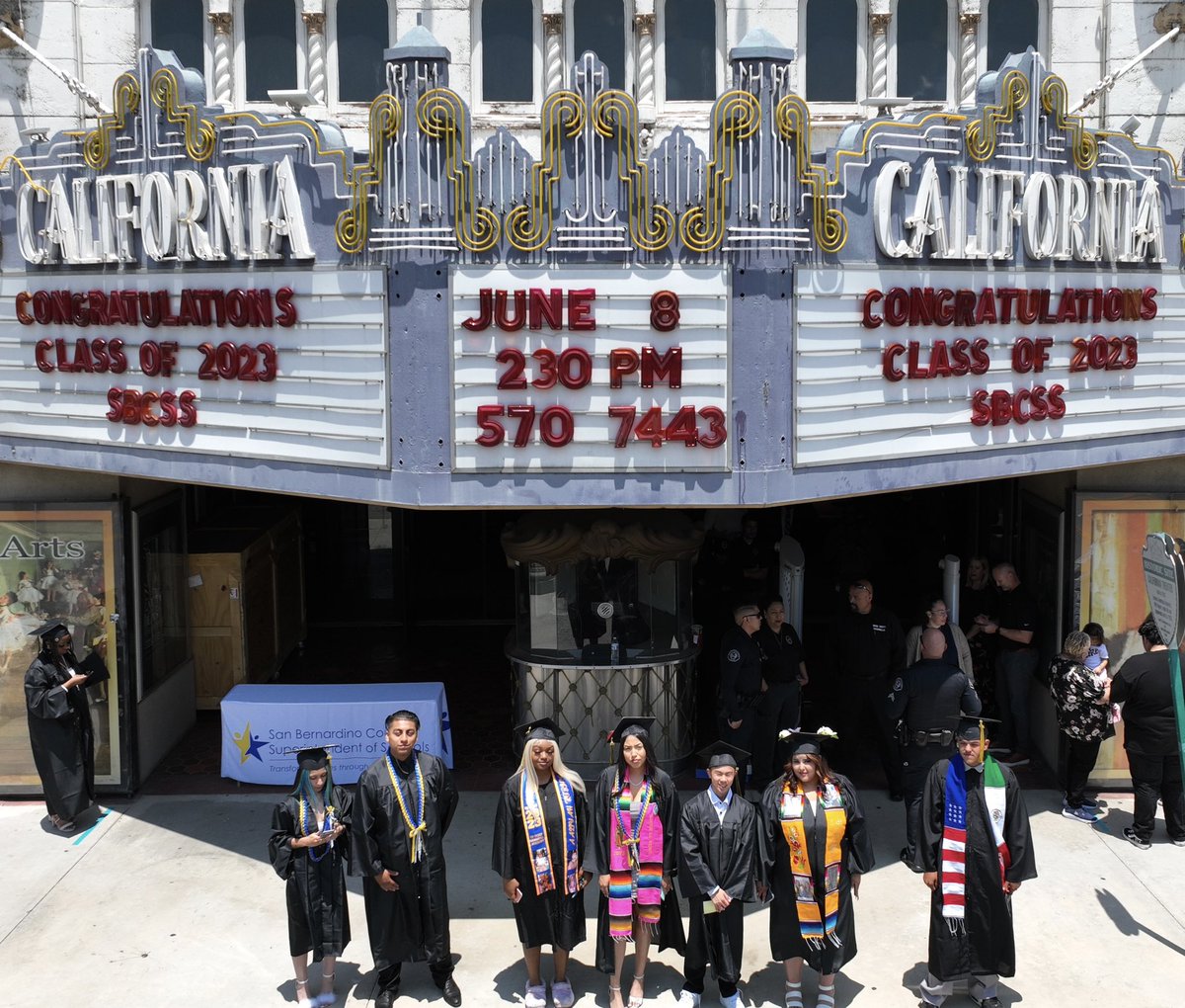 Great to have our media partners from @KTLA @NBCLA @Telemundo onsite at our @SBCountySchools Alternative Education Commencement Ceremony! Thank you for helping share the stories of the incredible students who earned their diplomas today.