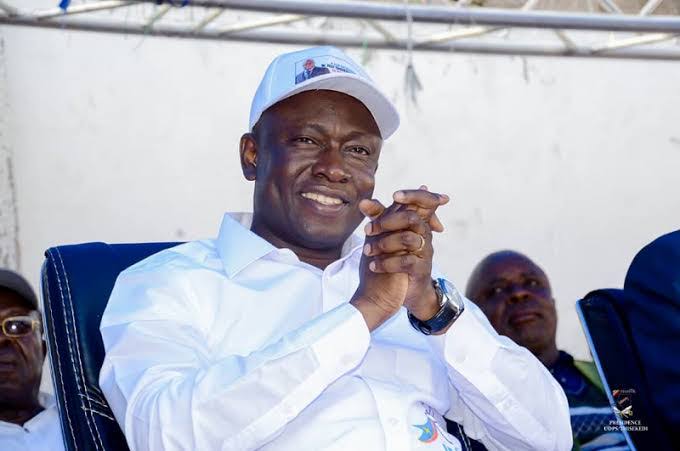 <a href="/AugustinKabuyaT/">Augustin KABUYA</a> dixit : "les Congolais sérieux ne vont jamais se laisser emporter par le discours tribal. Le Congo appartient aux Swahili, aux Bangala, aux Bakongo et aux Baluba. Nous disons non au tribalisme, oui à la cohésion nationale, oui à l'unité du Congo. Que personne ne