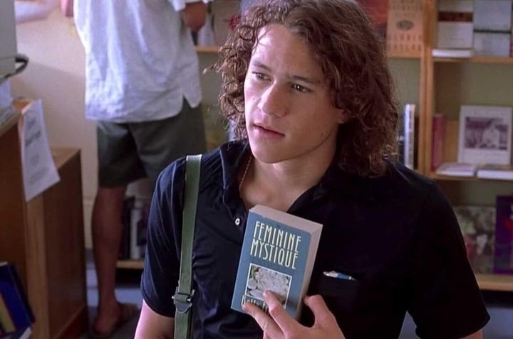 BooksInFilms1's tweet photo. The Feminine Mystique by Betty Friedan. Hate About You (Gil Junger, 1999) #BooksInFilms #BooksInMovies #BettyFriedan #GilJunger. Explore more real books in films in Instagram https://t.co/Sr3w6iYCkM https://t.co/RK3NkBC9uK