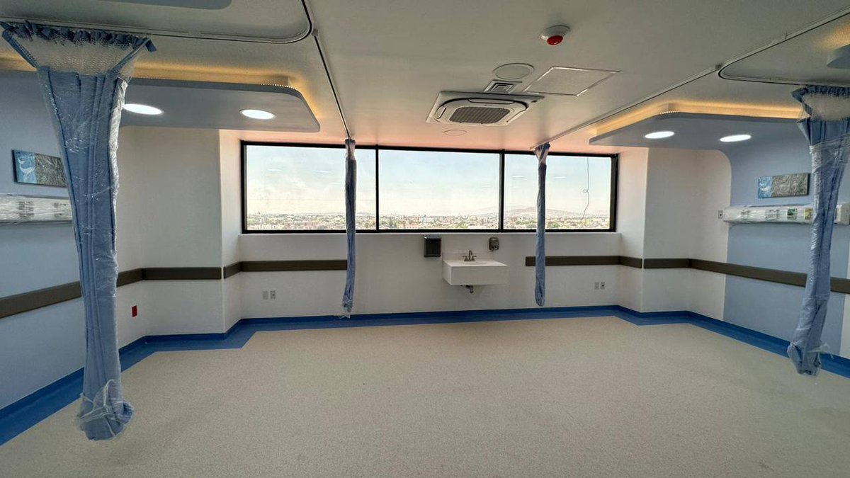 EnriqueAlfaroR's tweet photo. Me da mucho orgullo compartirles que ya terminamos las obras en los pisos 7 y 8 del Hospital Civil Juan I. Menchaca. El nuevo equipamiento está por llegar para inaugurar en julio el mejor hospital para nuestras niñas, niños y adolescentes con cáncer. Esta lucha la damos juntos. https://t.co/hHWPgheT4e