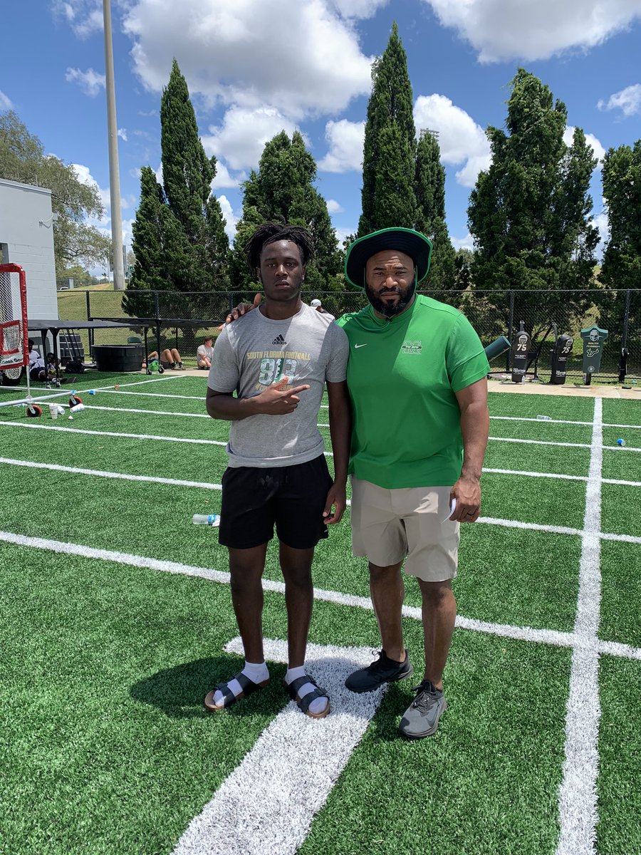 Thank you <a href="/USFFootball/">USF Football</a> for giving me the opportunity to showcase my skills, only up from here stay tuned.⚡️<a href="/street_ralph/">Ralph Street</a>