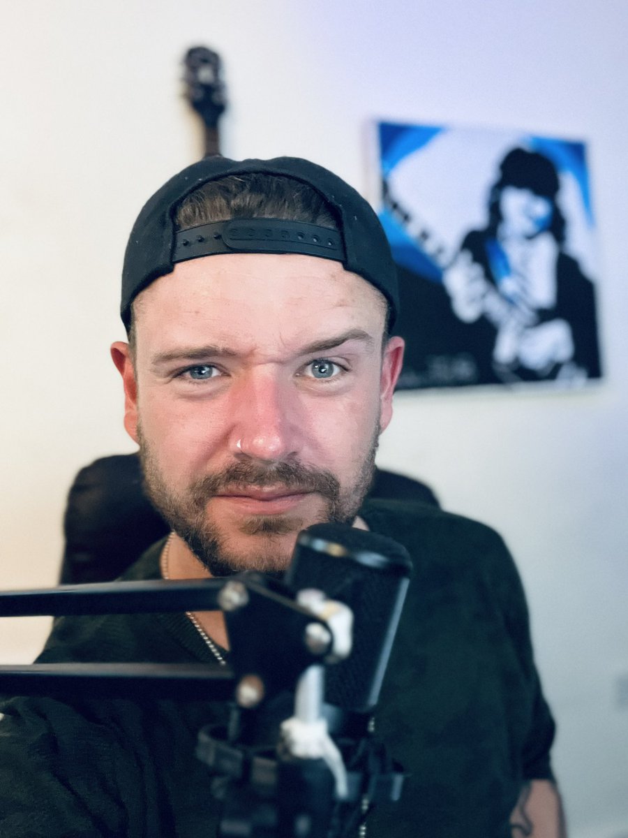D_T_M___'s tweet photo. GOING LIVE 🔴

FUCK YEAH DADDY WE ARE BACK 🤘🤘🤘

GET THAT FUNKY ASS IN HERE 👄 

https://t.co/ssONvunEBp

#twitch #twitchaffiliate #horror #horrorstreamer #live #livestreamer #livestream #uk #ukstreaker #trend #fyp https://t.co/CpiZjLrJfs