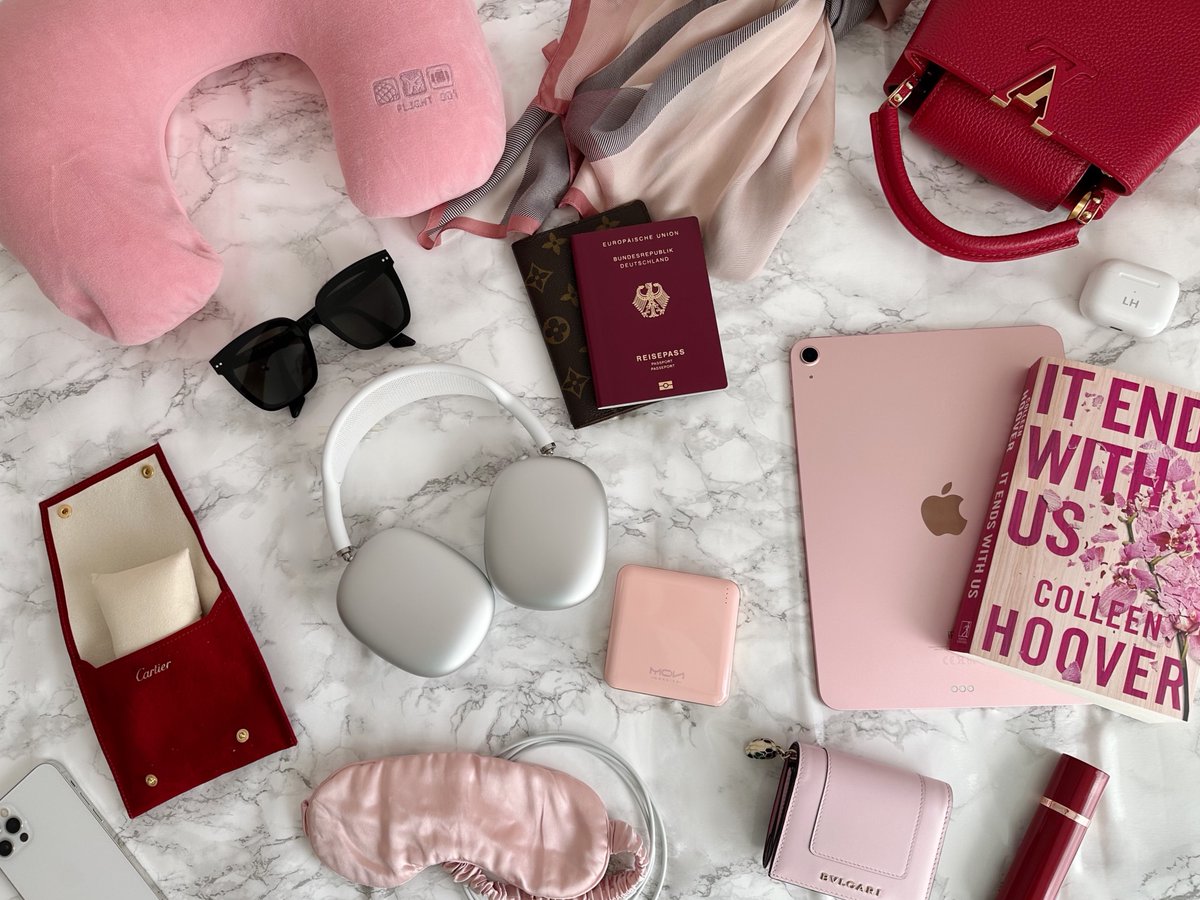 MissLyHoang's tweet photo. Carry-on must-haves you need for getting the most out of your long-term flight now online on TDH 💕
https://t.co/NiszzcxfYC
___
#thedailyhappiness #travel #travelguide #traveltips #CarryOn #musthave https://t.co/Vk8ZGKJjXM