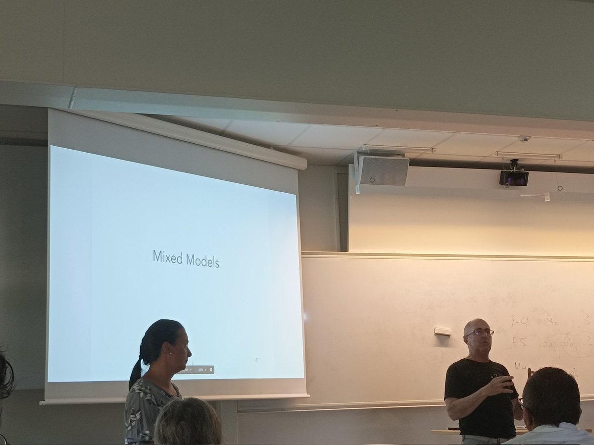 Reviewing my knowkedge about Mixed Models and GS with great instructors, Bruce Walsh and Lucia Gutierrez...great week at @_SLU.