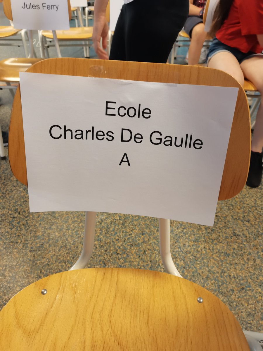 École Élementaire Charles de Gaulle A tweet media