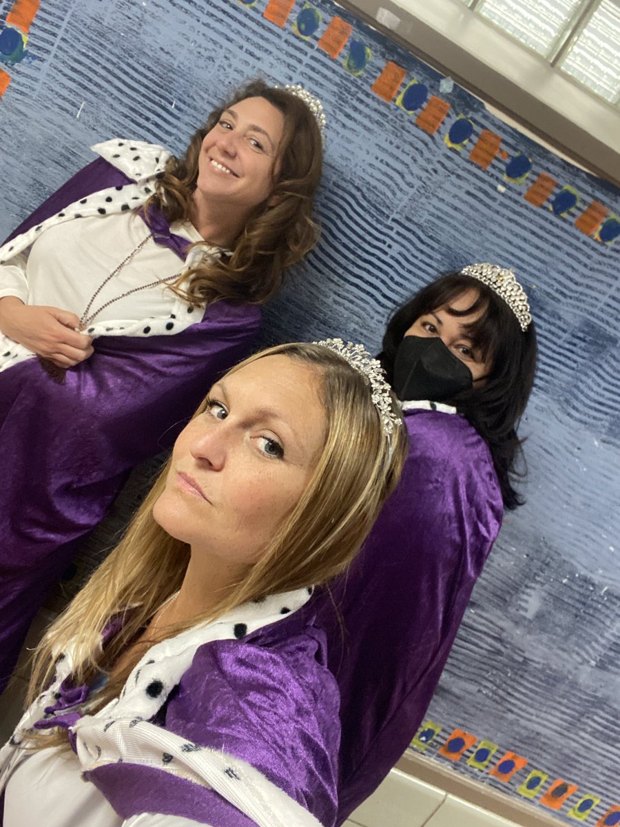 Here Ye Here Ya! By royal proclamation… we learned first hand how the colonists felt during the American Revolution. We had a great time learning and engaging in this immersive learning activity. #4thGrade <a href="/JamesADever/">James A Dever</a> <a href="/VS13UFSD/">ValleyStream13UFSD</a> <a href="/GruenDarren/">Darren Gruen</a>