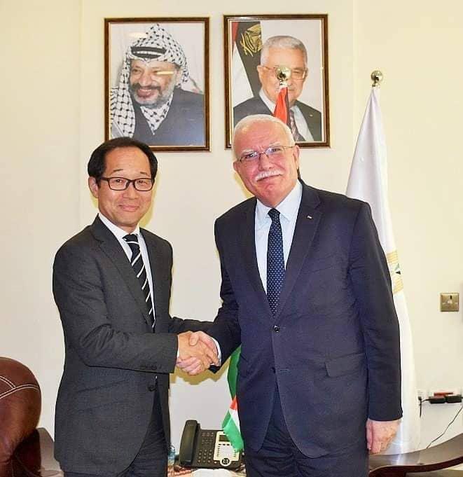 Fruitful meeting with Foreign Minister Dr. Al-Malki.
We reviewed outcomes of the #G7 summit in #Hiroshima chaired by Japan, and discussed ways to enhance bilateral relations between #Japan  and #Palestine   🇯🇵🤝🇵🇸

#パレスチナ