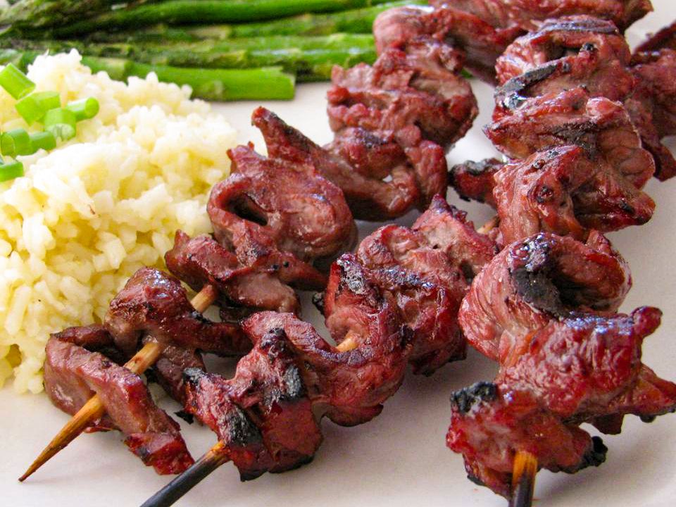 Has anyone pulled out their grills for some tasty barbecue? If you're looking for a new recipe to try out, these sweet teriyaki beef skewers look amazing! #BBQRecipe
allrecipes.com/recipe/231664/…