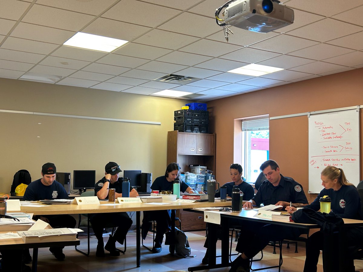 SaultFire's tweet image. Members of Sault Fire Services and surrounding volunteer departments are taking part in a NFPA 1002 Pump Ops course in Sault Ste. Maire this week at our Regional Training Centre! Keep up the great work everyone! #training #pumpops @CitySSM @ChiefPJ
