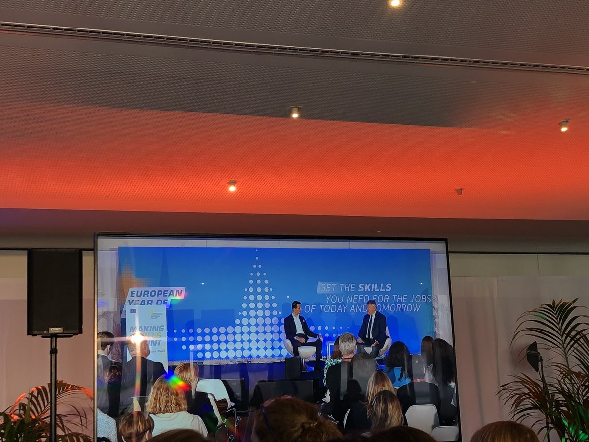 degiael's tweet photo. @EUInterpreters

How to get the skills we need on today’s and tomorrow’s labour market in Europe? Inspiring debates and interesting projects presented at Making Skills Count conference, supported by SCiC’ conference managers. #EYS European Year of Skills https://t.co/7h5NUWyM2E