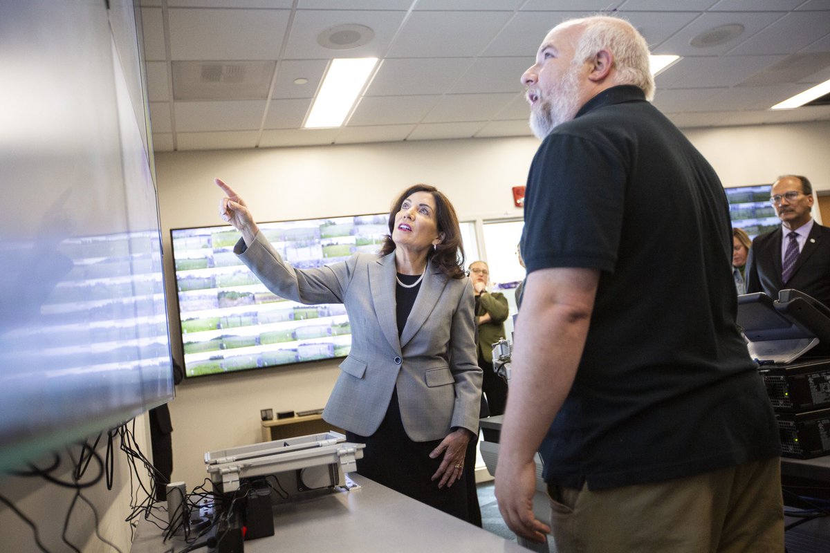 We were honored that  <a href="/GovKathyHochul/">Governor Kathy Hochul</a> stopped by our Operations Center earlier today to take a tour and look at the work we do here based at <a href="/ualbany/">University at Albany</a> in regards to the recent wildfires affecting air quality across NYS! 

Photos by Patrick Dodson/UAlbany

#nysmesonet