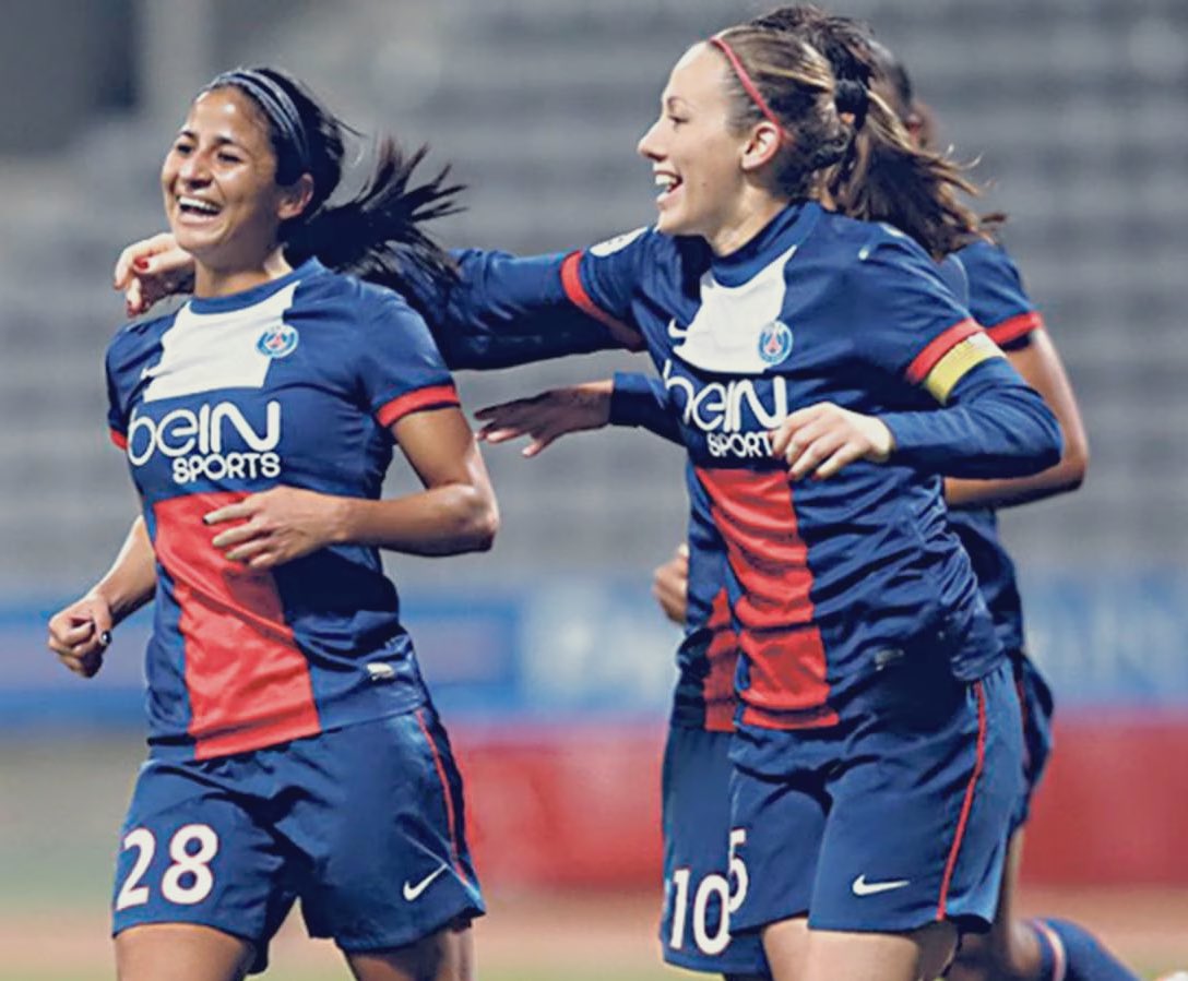 Sabrina Delannoy (@sabdelannoy) on Twitter photo <a href="/ShirleyCruzCR/">Shirley Cruz</a> Bravo pour ta carrière … un honneur d’avoir joué à tes côtés. Je te souhaite la meilleur pour la suite ❤️💙#Legend <a href="/PSG_Feminines/">PSG Féminines</a> #AjamaisParisienne <a href="/ShirleyCruzCR/">Shirley Cruz</a> Bravo pour ta carrière … un honneur d’avoir joué à tes côtés. Je te souhaite la meilleur pour la suite ❤️💙#Legend <a href="/PSG_Feminines/">PSG Féminines</a> #AjamaisParisienne