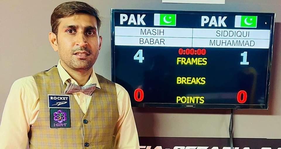 IBabarMasih's tweet photo. 1st Match of #Qschool Championship. 

#Snooker https://t.co/mpM94l0Oxr
