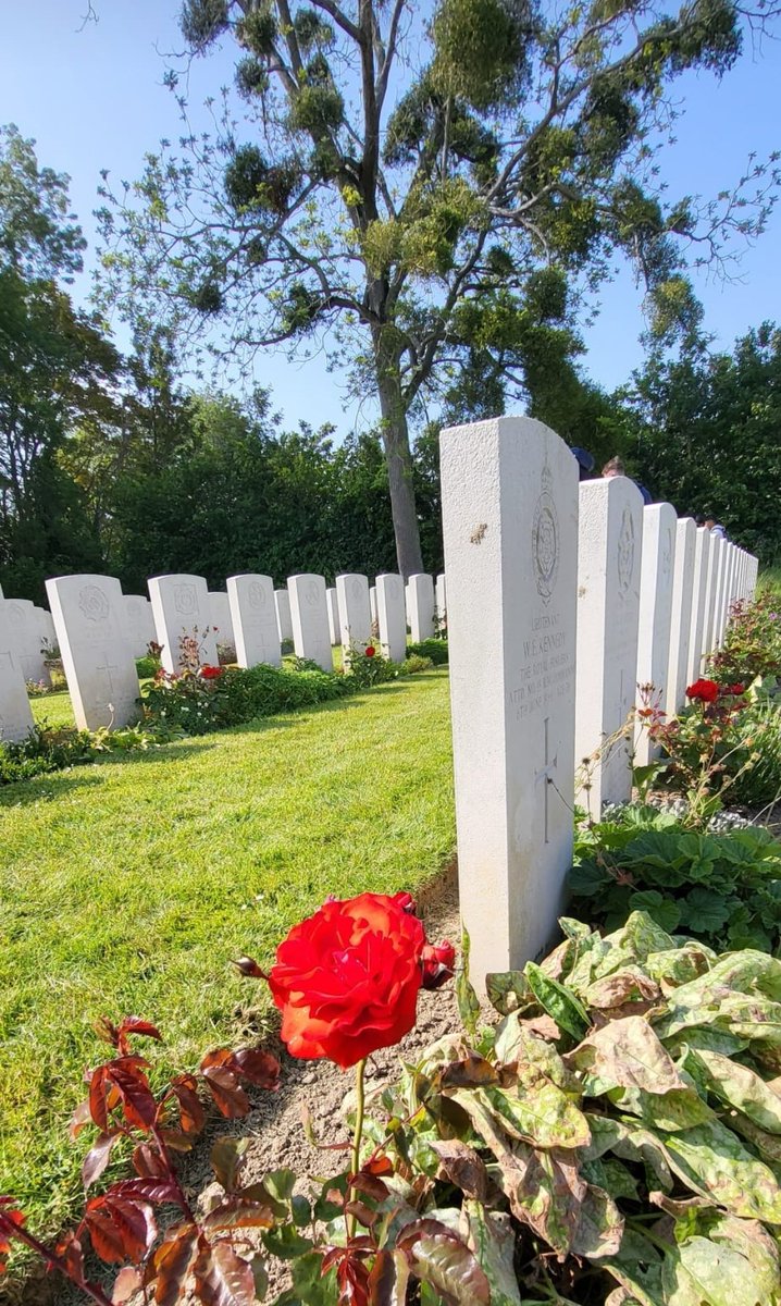AcquahNoel's tweet photo. What a way to recognise the ultimate sacrifice of our fallen Heroes and honour them.
Grateful to be a part of this year's D-Day Anniversary commemorations in France with the @3rdUKDivision.
I look fwd to the 80th Anniv next yr.
#WeWillRememberThem
#DDay79
#Normandy79 https://t.co/c2NXxxb3hY