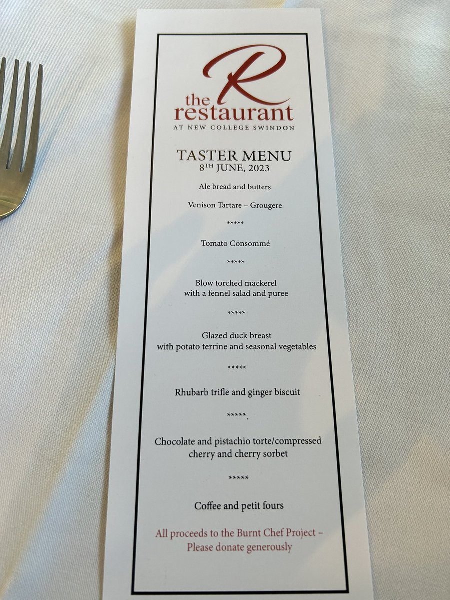 A beautiful meal <a href="/NewCollSwindon/">New College Swindon</a> in support of the <a href="/burnt_chef/">The Burnt Chef Project</a> with a little help from <a href="/ChefBurge/">Martin Burge</a> 👌🏻 superb from start to finish and a great way to celebrate and support the students