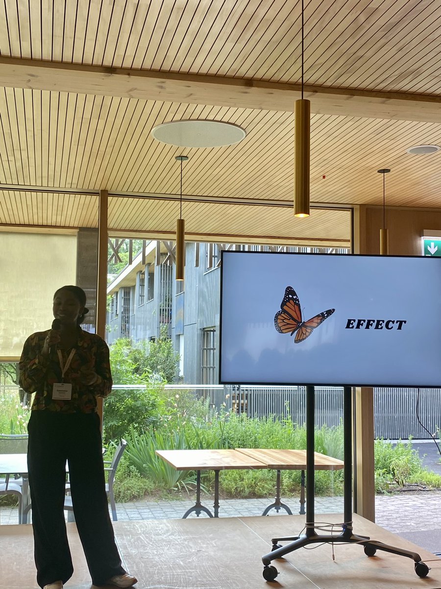 EIE_Event's tweet photo. PART 1

What a thrilling #ScienceSlam at #EIE2023 tonight! We had a lot of fun! 🥳

🏆Congratulations to @bu_fri for winning the 1️⃣ place with her outstanding presentation! 🐶

👏 Kudos to all the participants for their impressive contributions! @impact_swiss @implementEIC https://t.co/Oc73smH73t