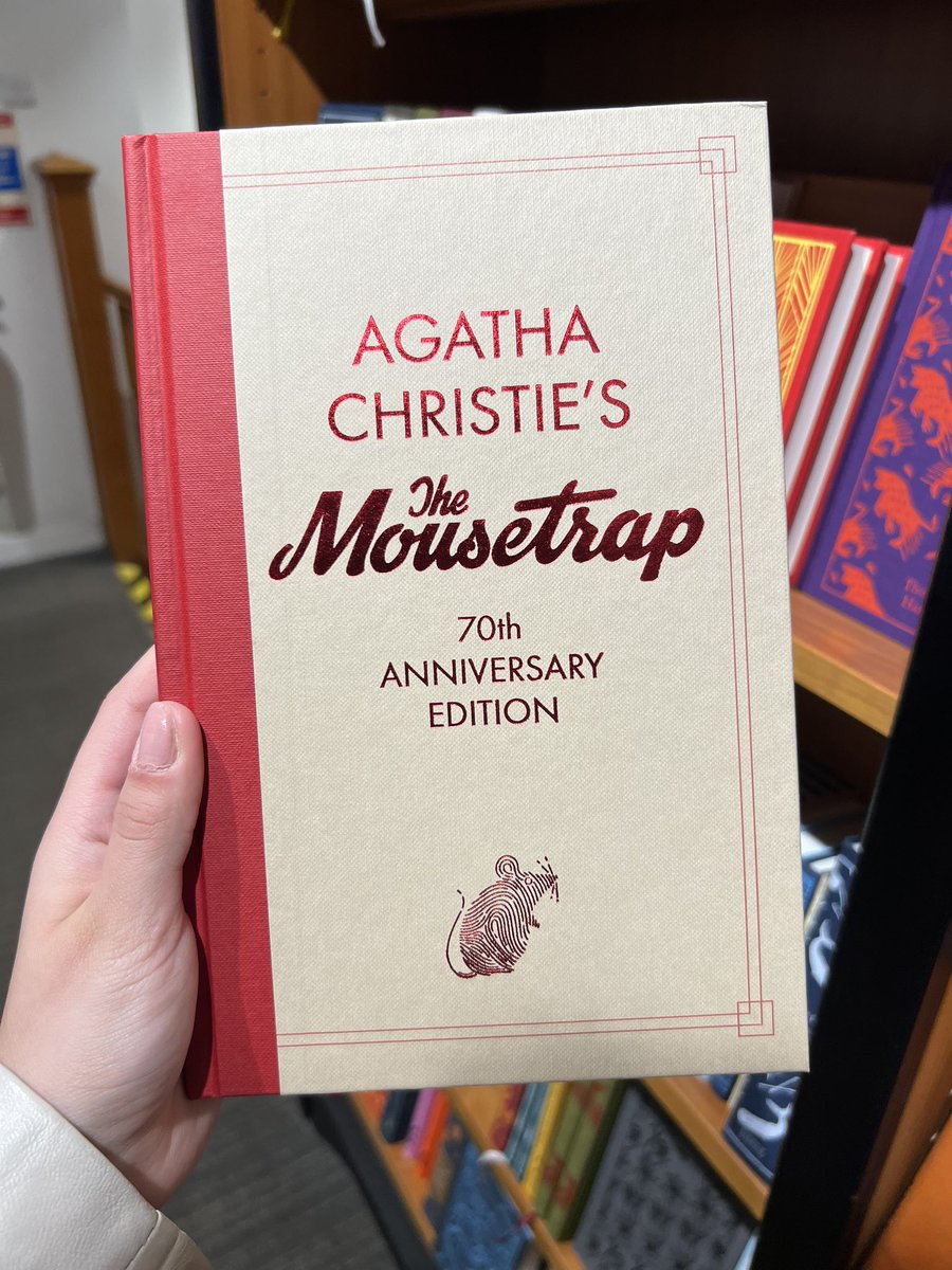 coffee_chapters's tweet photo. How pretty is this edition of The Mousetrap by Agatha Christie๐๐๐ #themousetrap #booklovers
#BookRecommendations
#bookeditions https://t.co/YXlgf69eHV