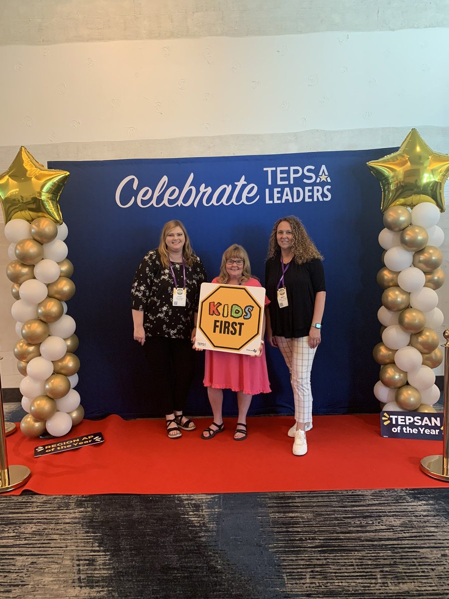 maryrroberts's tweet photo. Having a great time at TEPSA 2023 (Texas Elementary Principals and Supervisors Association) #WeLeadTX #GrahamISD #NewAP https://t.co/BHImZcidZi