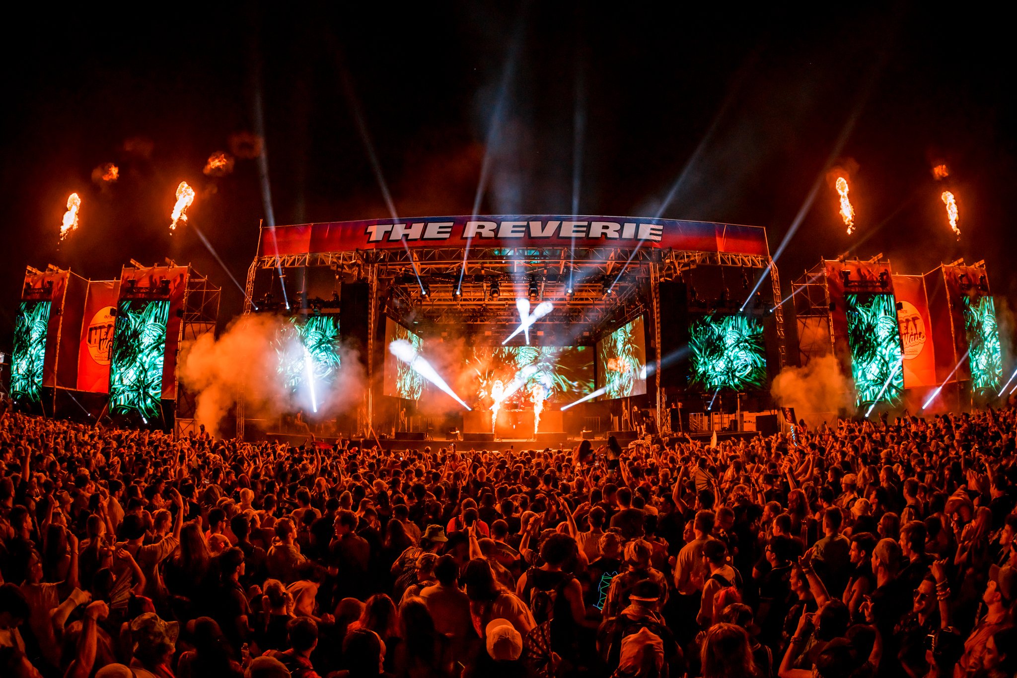 Heatwave Chicago (heatwavechicago) / Twitter