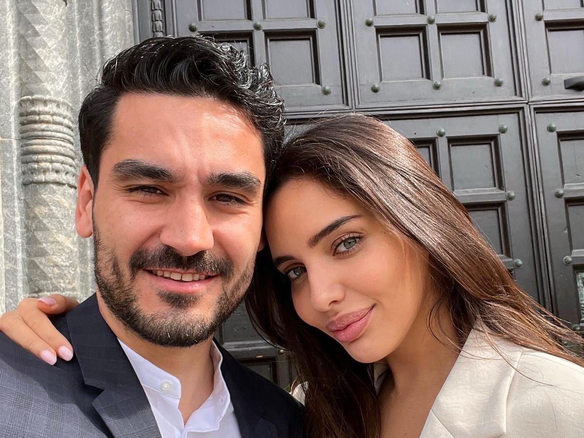 🚨🚨| İlkay Gündoğan's wife is in FAVOUR for a transfer to Barcelona.
#Transfers #FCB #fcblive

🗣️ @tjuanmarti via @carpetasFCB[YT]