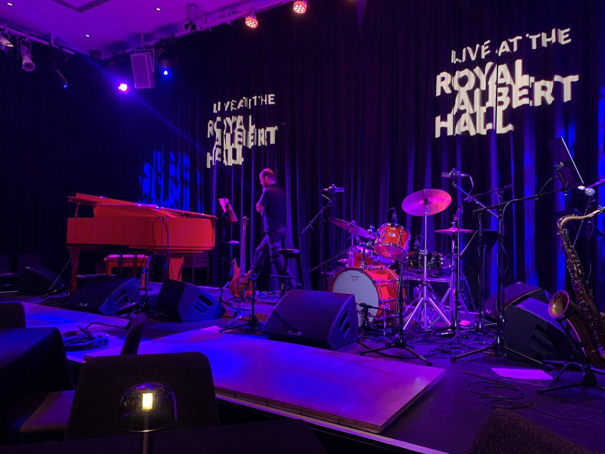 All set for some <a href="/MDJazzTapP/">Michele Drees</a>  🎼🎹🎺🎷🥁 <a href="/RoyalAlbertHall/">Royal Albert Hall</a>