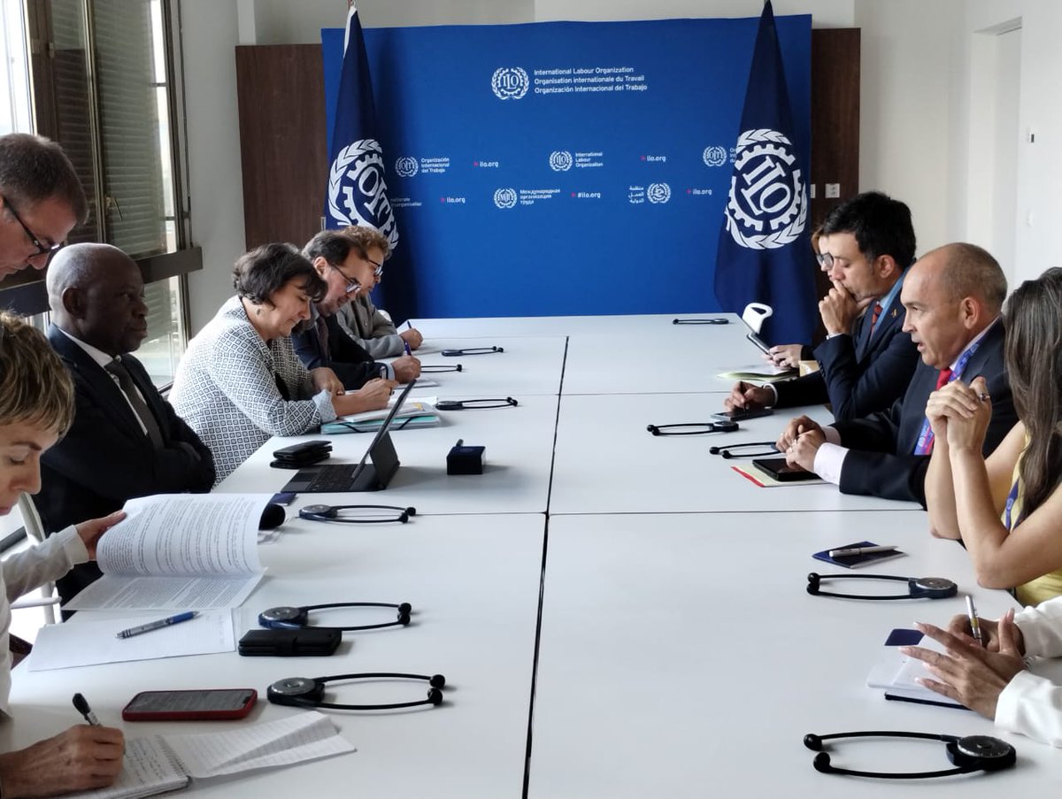 torrealbaf's tweet photo. Hoy productiva reunión con el Director General de la OIT @GilbertFHoungbo con motivo a la 111° Conferencia Internacional de Trabajo, ratificando nuestro compromiso en lo relativo a la cooperación multilateral en favor de los derechos de l@s trabajador@s.
#PoderPopularActivo https://t.co/g0Z3w7UZOD