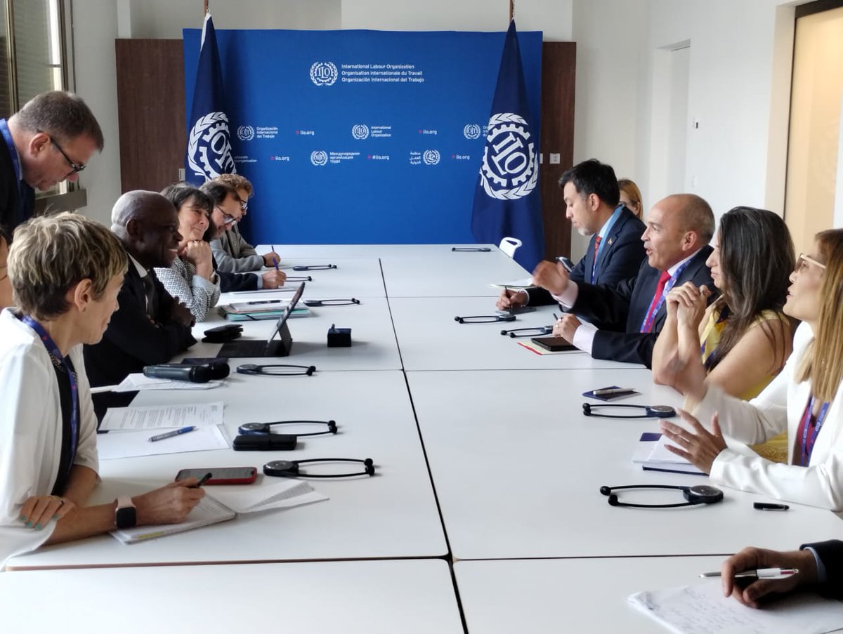torrealbaf's tweet photo. Hoy productiva reunión con el Director General de la OIT @GilbertFHoungbo con motivo a la 111° Conferencia Internacional de Trabajo, ratificando nuestro compromiso en lo relativo a la cooperación multilateral en favor de los derechos de l@s trabajador@s.
#PoderPopularActivo https://t.co/g0Z3w7UZOD