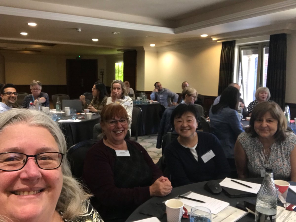 HJohnson2FSD's tweet photo. @dolmo76 @NHSHEE_EoE Definitely! Lots of fab ppl from most of our trusts, MEM, pharmacy training managers and facilitators,FTPD, PA ambassadors, multiprofessional fellows… https://t.co/LGOUd92ndH