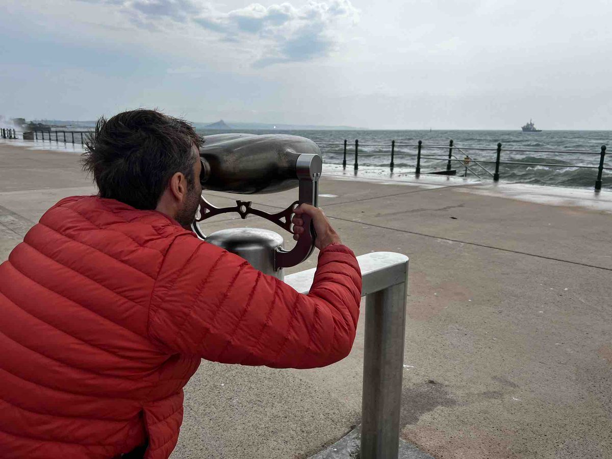 A big thank you to the amazing Mei Loci team. We had a mini-adventure to the picturesque Penzance Promenade, and an inspiring trip to Tremenheere sculpture gardens today! #greatpeople #teamawayday #inspiration #PenzanceProm #windyandwild