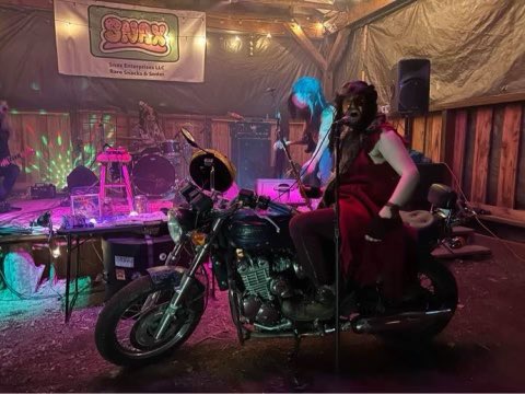 Wellwornboot's tweet photo. It’s Bad Boy for life. #motorcycle #badboy #tough #WellWornBoot https://t.co/Gp8HbaeURf