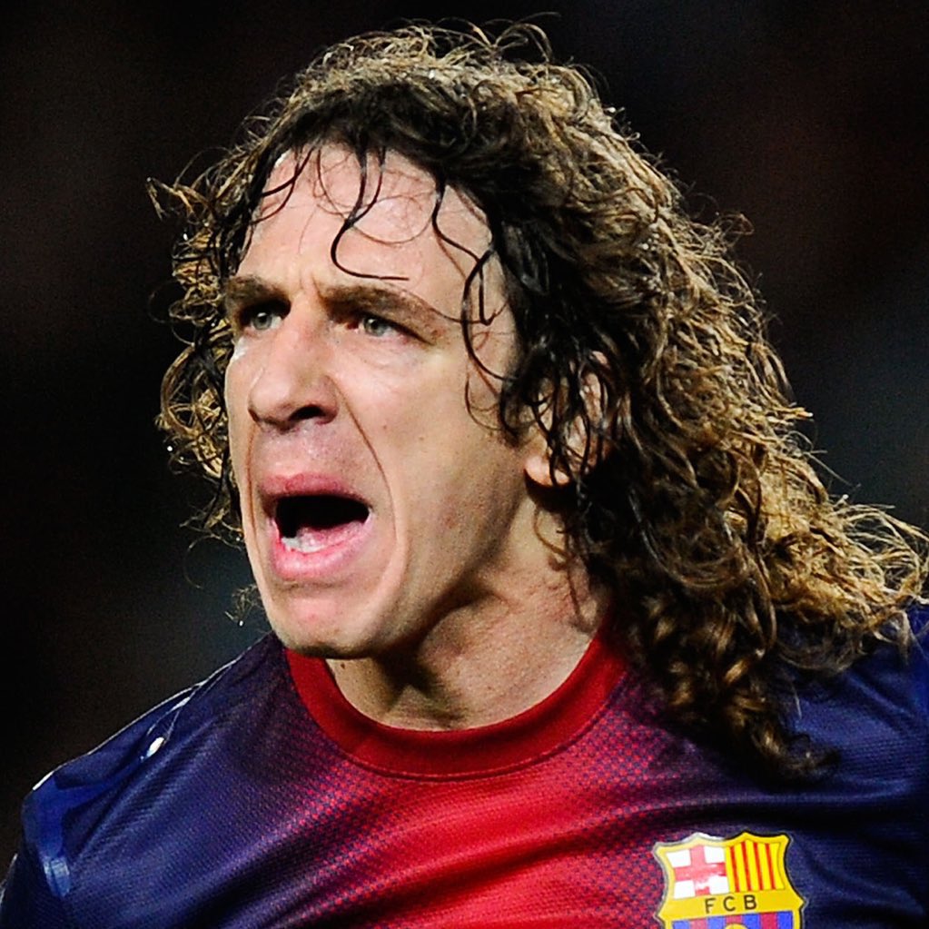 🗣️Carles Puyol: “Ronald Araujo ahora mismo, si no es el mejor central del mundo, está entre los tres mejores. Es joven y seguirá creciendo, pero lo que más me gusta es su humildad y profesionalidad. Siempre da el máximo y eso se nota y se transmite en los partidos”. #FCBarcelona