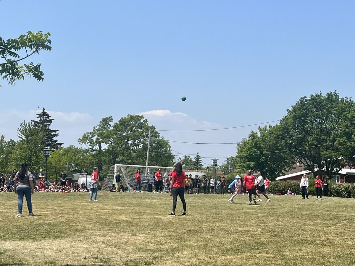 Mary Jordan tweet media