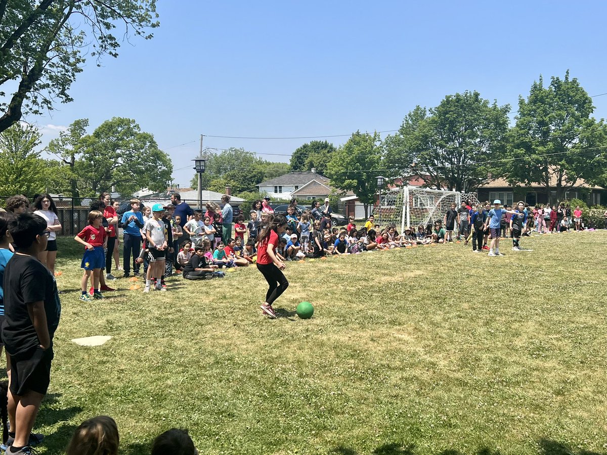 Mary Jordan tweet media