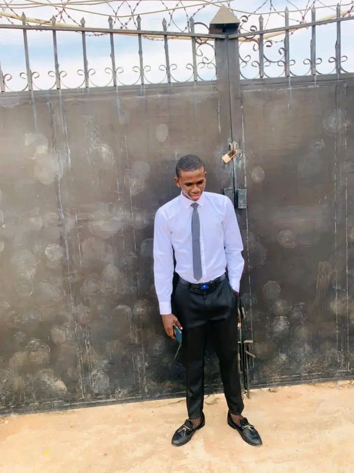 olamidebenjam10's tweet photo. No one would ever understand you until they have been in your position so don’t complain and regret.

Life is all about time 👌 https://t.co/Y0t3XGFGlb