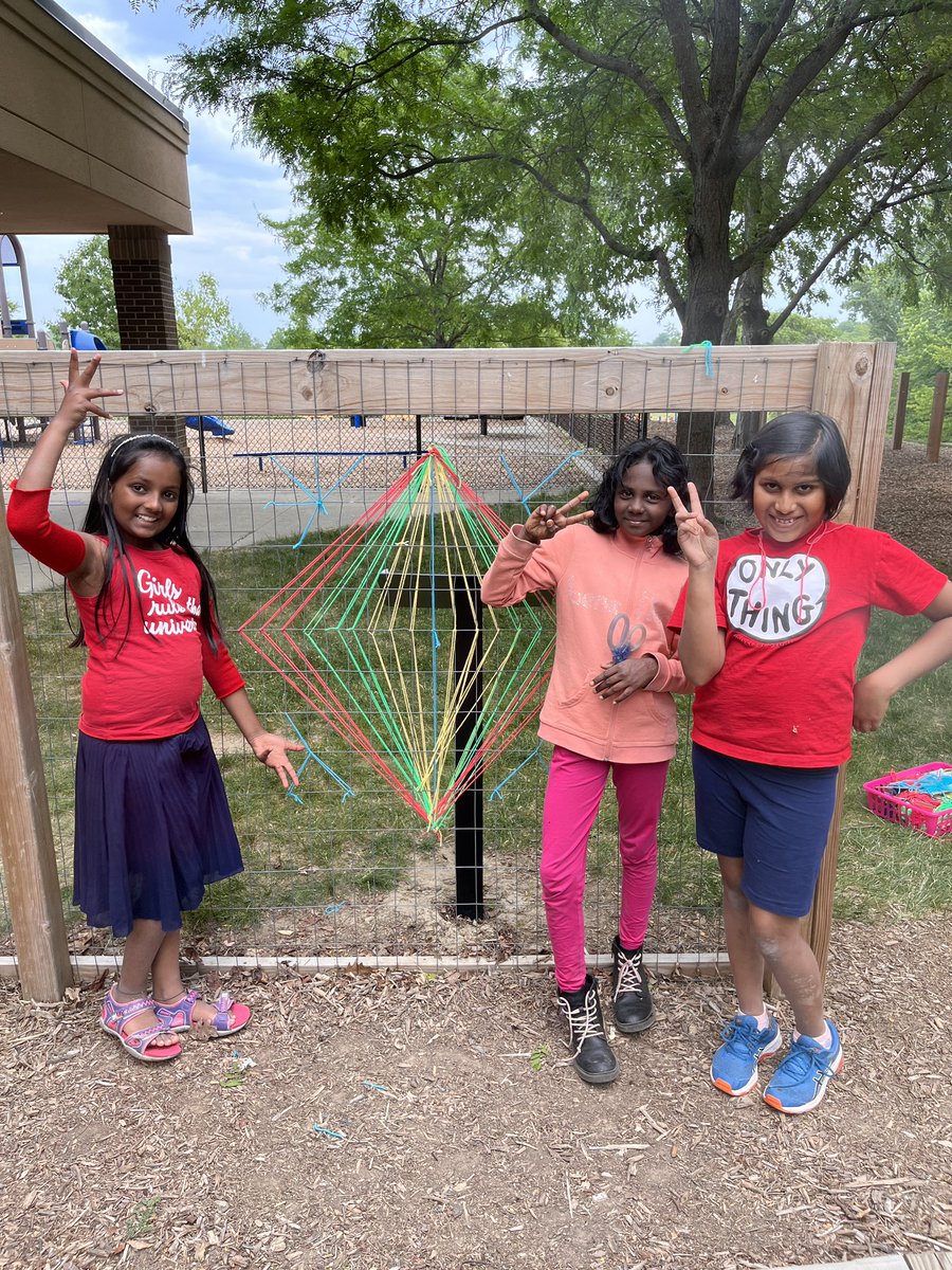 Our <a href="/GardenersNw/">NW Gardeners</a> decided to spruce up the garden by creating some yarn art! We created symmetrical patterns based on the work of <a href="/ccpatchwork/">Christy Caravaglio</a> and love how it turned out!! <a href="/NoviWoods/">Novi Woods Elem.</a> <a href="/MsLeonNoviWoods/">Marietta Leon</a>