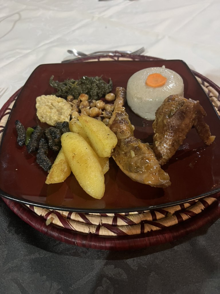 #ProjectAfrica Day 48: 42.3km

Woke up. Tarmac on my mind. Pending medical test results in my way. Holding steady till the arvo. Doc finally lets us know the score.

All indicators point to a neo level swerve of all the big boy conditions that could've had me breathing through a