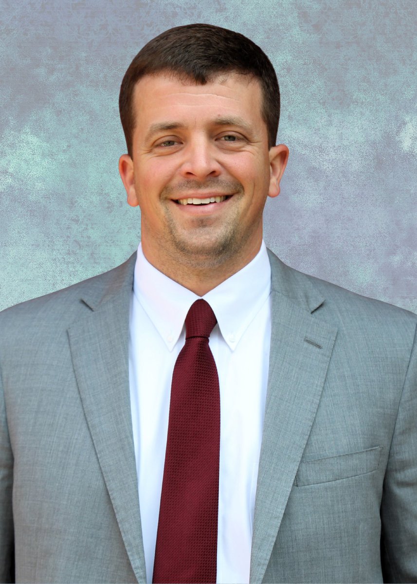 MetcalfeSchools's tweet photo. Congratulations to Mr. Joseph Eaton, who has been selected as the new principal of Metcalfe County High School! #MetcalfeHornetsEver https://t.co/LhxHIFffkQ