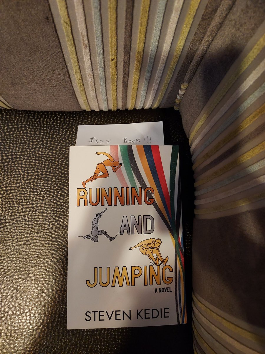 stevenkedie's tweet photo. Left a copy of Running and Jumping in a  #copperbranch in #Montréal for some to discover and enjoy. 

Hope they do. 

#amwriting 

(@RedDogTweets) https://t.co/LaxS9tHF4a