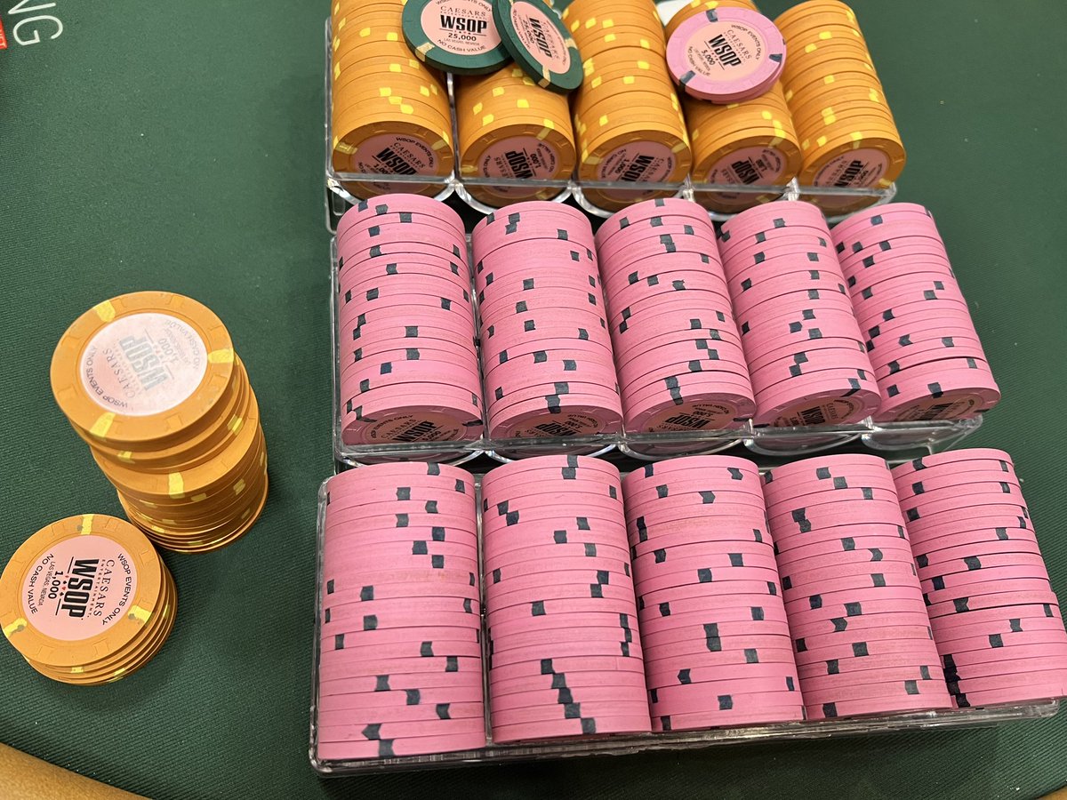 PokerTrue's tweet photo. A nice little trip to hang out with nephews @harry0600 @JapneetSingh48 and a few good clients during WSOP. Played in few daily tourneys with a bit of success. Would like to get back for main or for few other tourneys later on-dependent upon family / work as top priority first🤞🙏🏻 https://t.co/MKRD1fcr2G