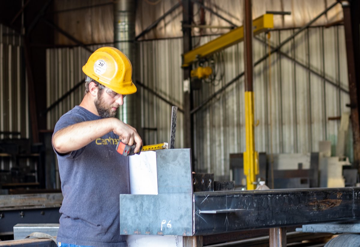 Performance_Fab's tweet image. 🐄Performance Fab: Your Trusted Structural Steel Partner for Agricultural Building Solutions! From custom building packages to on-site services, we have your dairy facility covered! 
#PerformanceFab #CustomFab #CustomDesign #SuperiorFabrication #TailoredSolutions