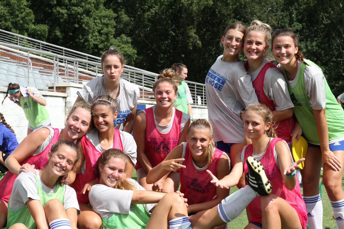 🎶 People let me tell you bout my best friend (s)🎶

Happy National Best Friend Day!
