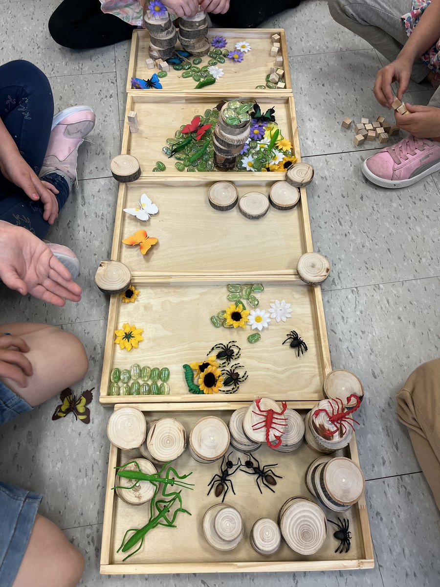 Teamwork during morning provocations!  This group created an amazing insect habitat! <a href="/louisearbourfi/">Louise Arbour FI</a> <a href="/TVDSBKinder/">TVDSBKindergarten</a>